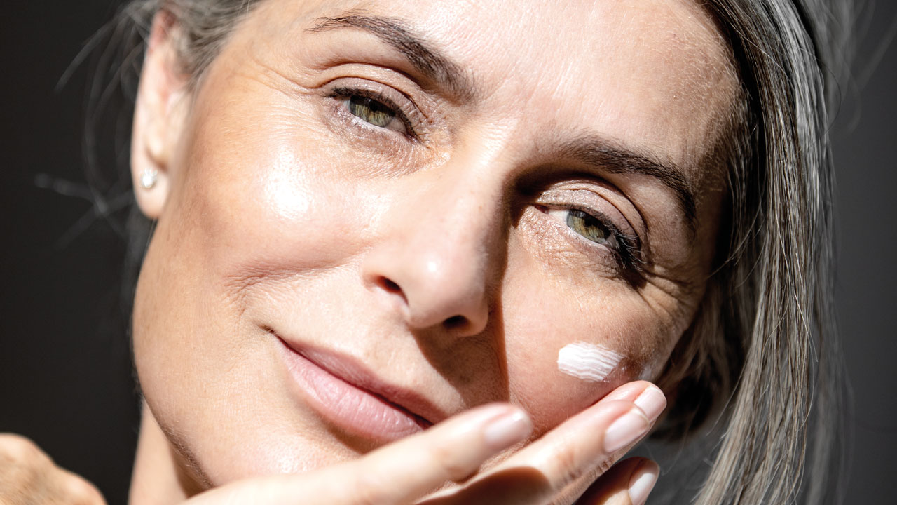 Verj&uuml;ngende Anti-Aging Augenpflege