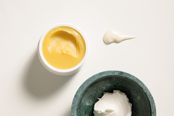 CBD für trockene & empfindliche Haut CBD für trockene & empfindliche Haut